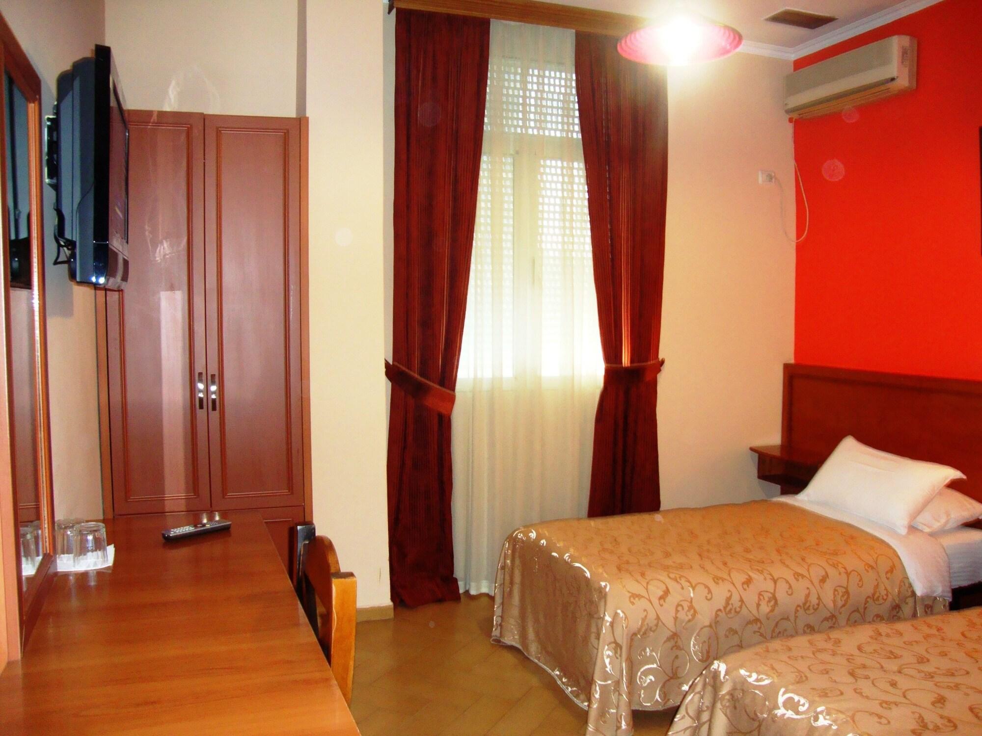 Hotel Nobel Tirana
