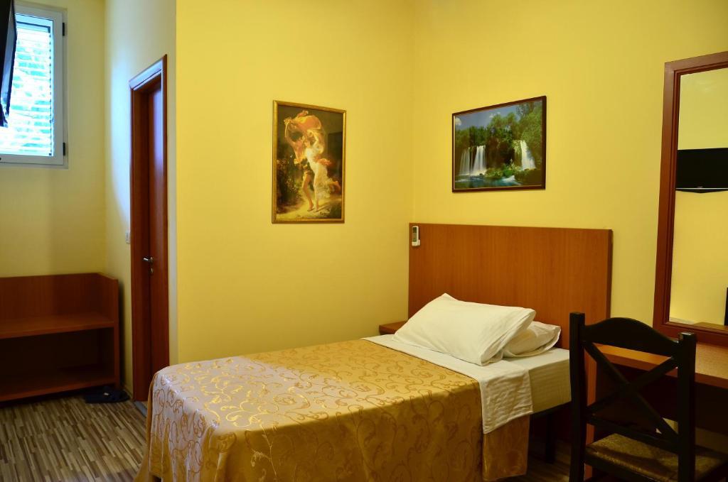 Nobel 3* Tirana