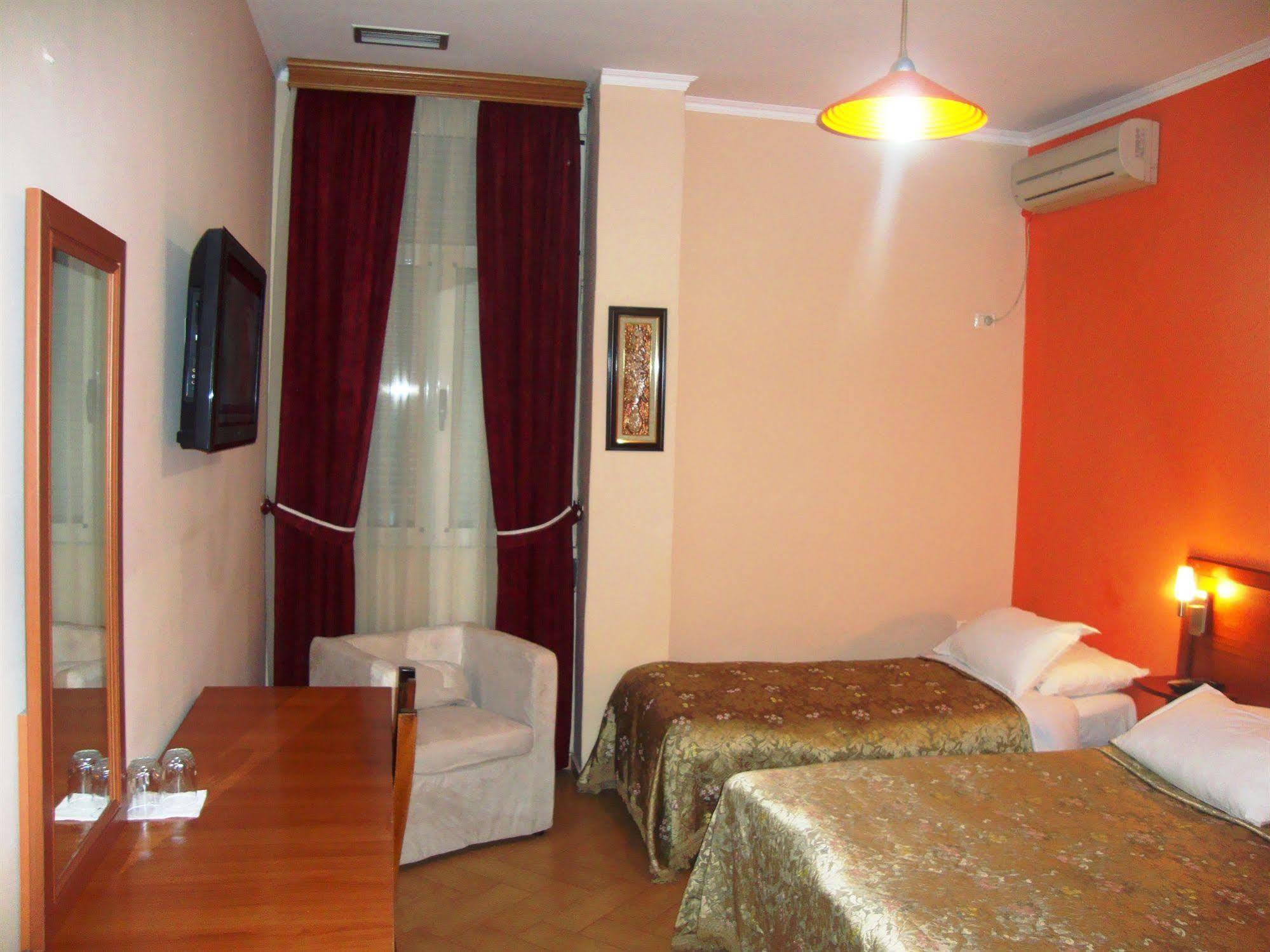 Hotel Nobel Tirana